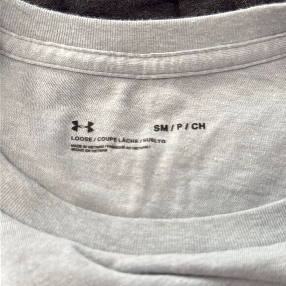 Under Armour Gray Tee Short Sleeve T-Shirt - Picture 5 of 5